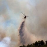 SRCE: Zašto je na gašenju požara angažovan samo jedan helikopter Vojske Srbije? 6