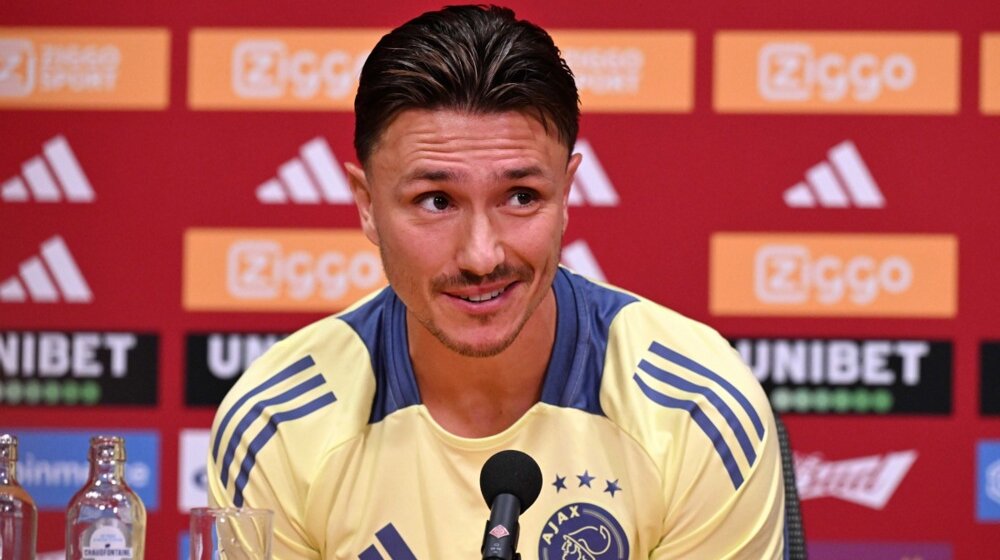 Fudbaler Ajaksa: Sada ćemo ići na lepa mesta, a ne u Poljsku i Srbiju 1