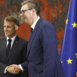 Francuski Mond analizira: "Autokratska vladavina Vučića koji guši štampu i zlostavlja opoziciju" 3