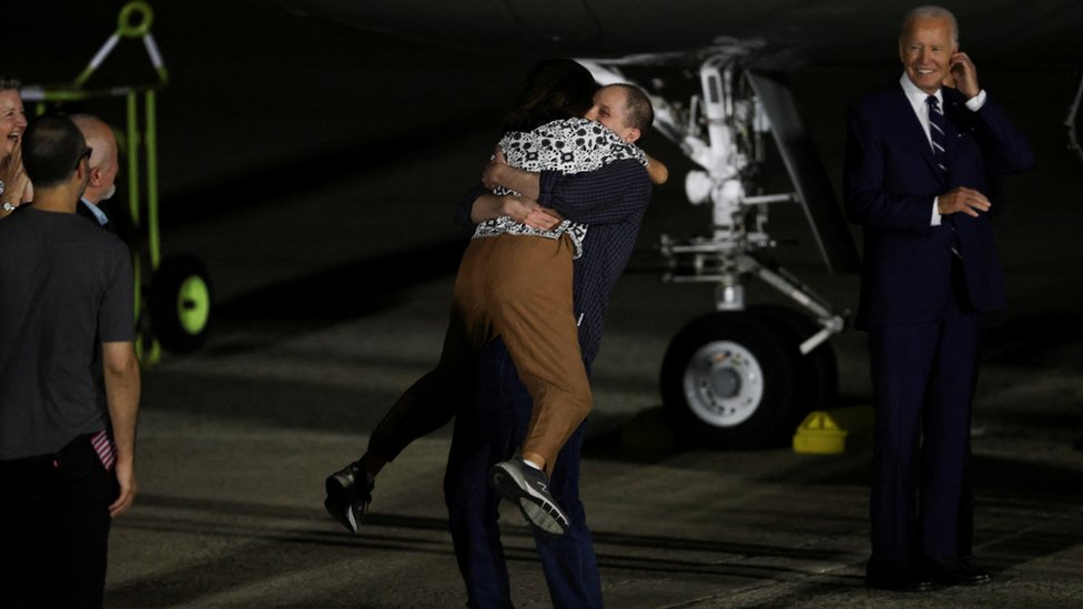 O tajnim porukama i mostovima špijuna: Najpoznatije razmene zatvorenika u istoriji 3 POvratak