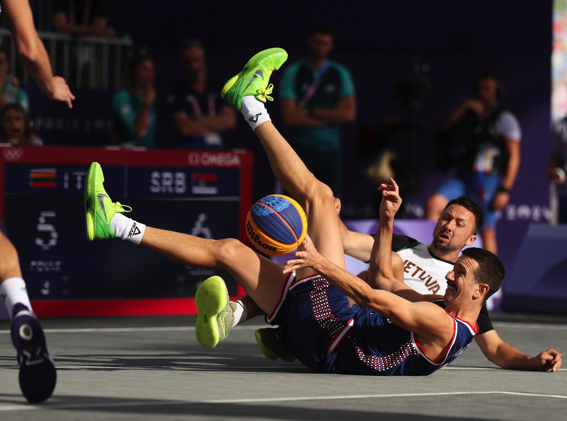 Olimpijske igre u Parizu 2024: Zlato Đokovića za Srbiju, basketaši se bore za polufinale 4 Strahinja Stojačić i reprezentativac Litvanije