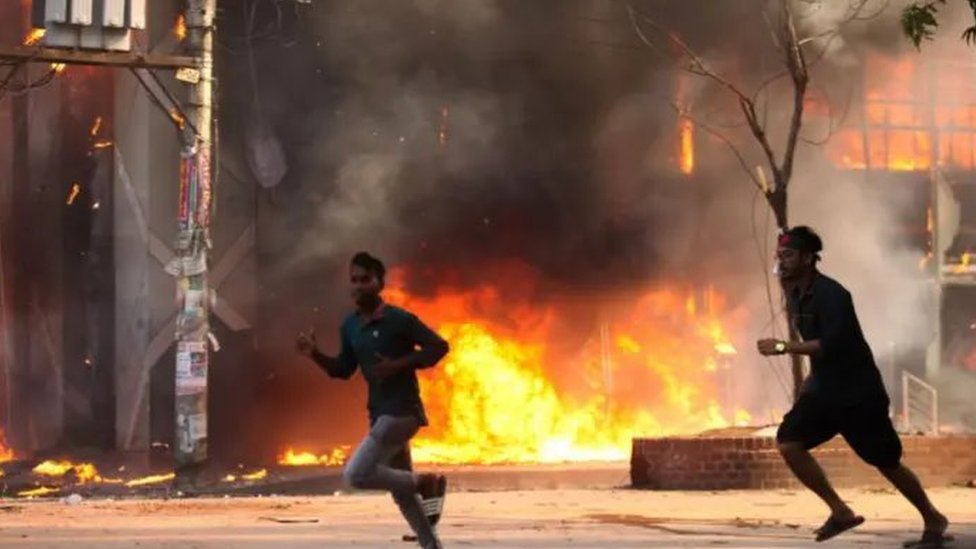 Bangladeš: Ostavka premijerke, napustila zemlju, demonstranti zaposeli njenu rezidenciju 4 Protesti, Bangladeš