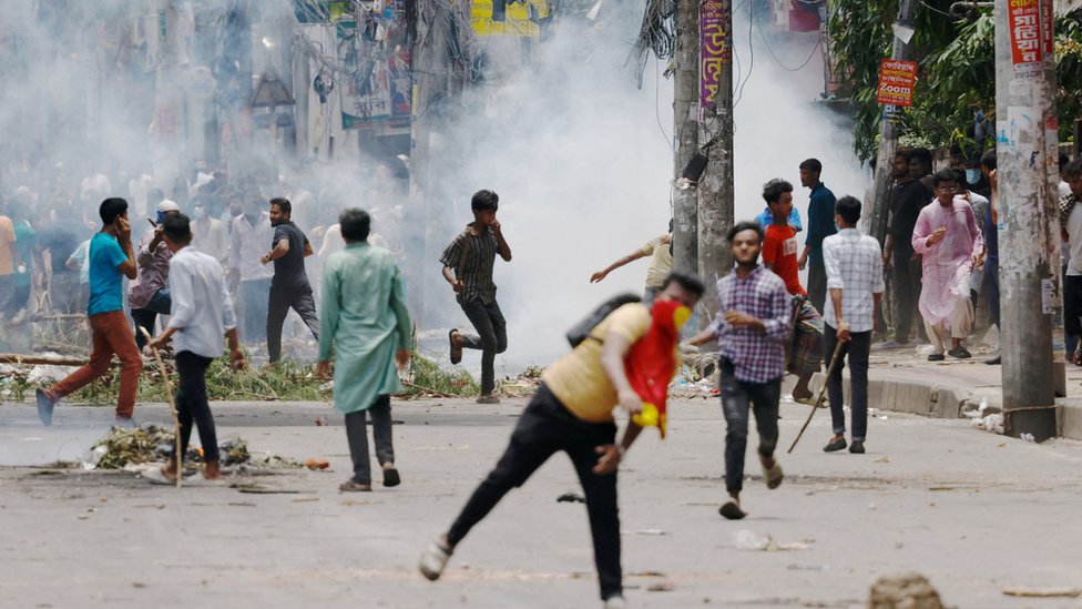 Bangladeš: Ostavka premijerke, napustila zemlju, demonstranti zaposeli njenu rezidenciju 1 Protesti, Bangladeš