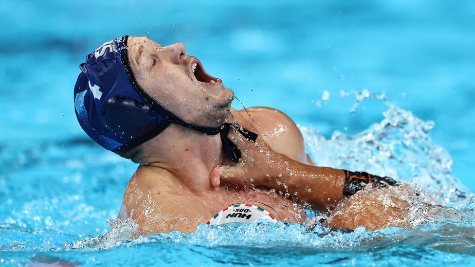 Olimpijske igre u Parizu 2024: Nova medalja za Hrvatsku, vaterpolisti Srbije za polufinale protiv Grka, svetski rekord u skoku s motkom 2 Vaterpolo