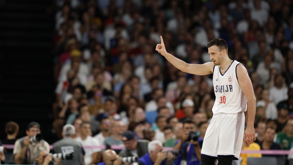 Olimpijske igre u Parizu 2024: Srbija iz ponora i -24 do polufinala posle produžetka 9 Aleksa Avramović