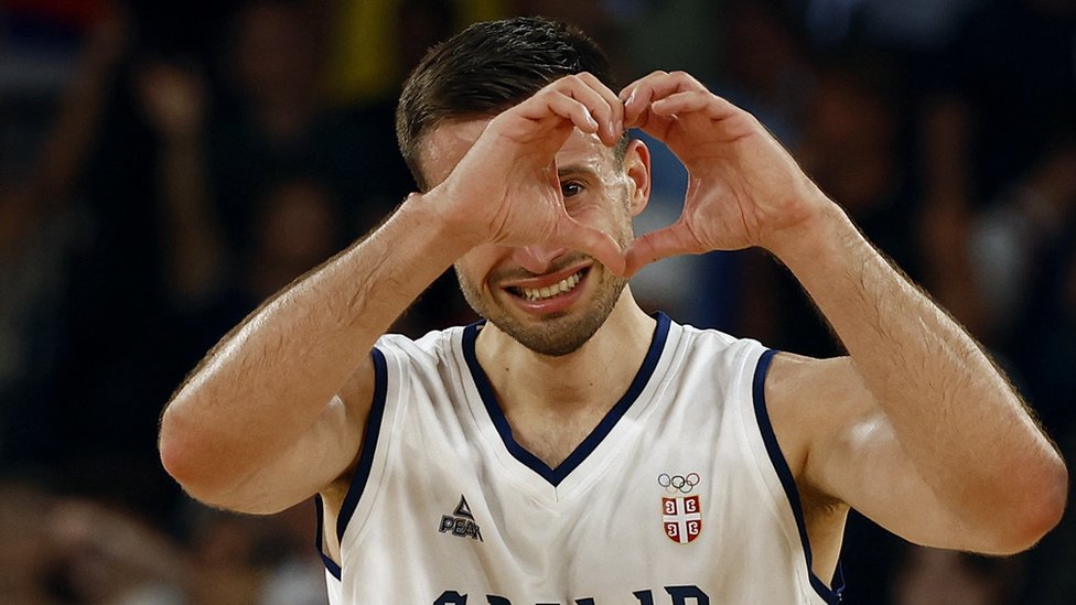 Olimpijske igre u Parizu 2024: Srbija iz ponora i -24 do polufinala posle produžetka 3 Aleksa Avramović