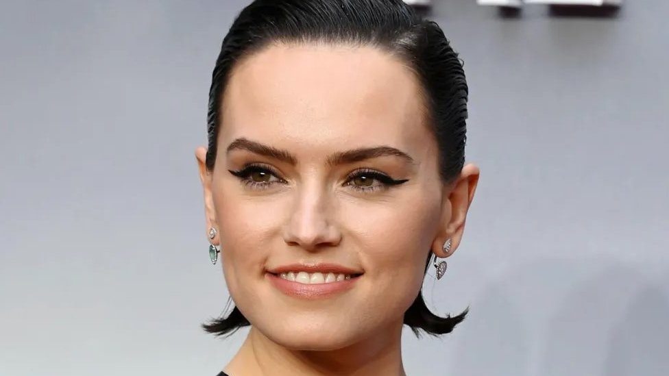 Zdravlje: Glumica Dejzi Ridli iz Ratova zvezda prvi put o autoimunoj bolesti koja joj je dijagnostikovana 1 Dejzi Ridli