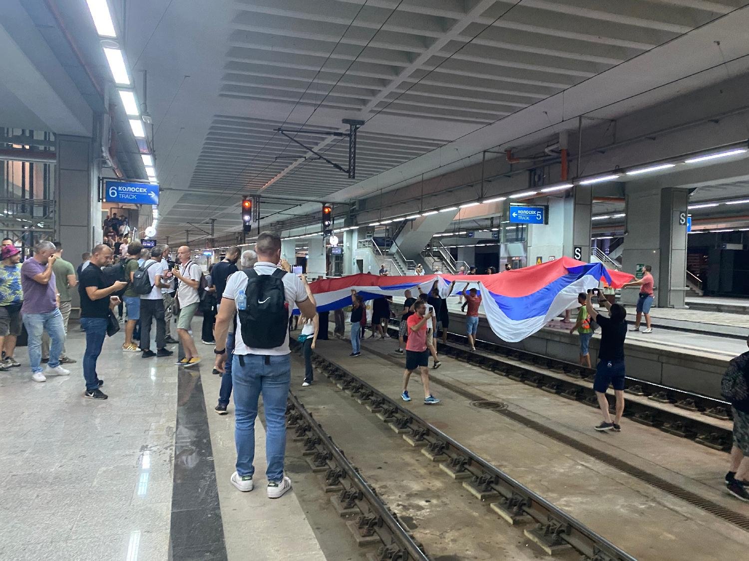 Rio Tinto u Srbiji: Policija rasterala demonstrante sa železničkih stanica u Beogradu 7 Prokop