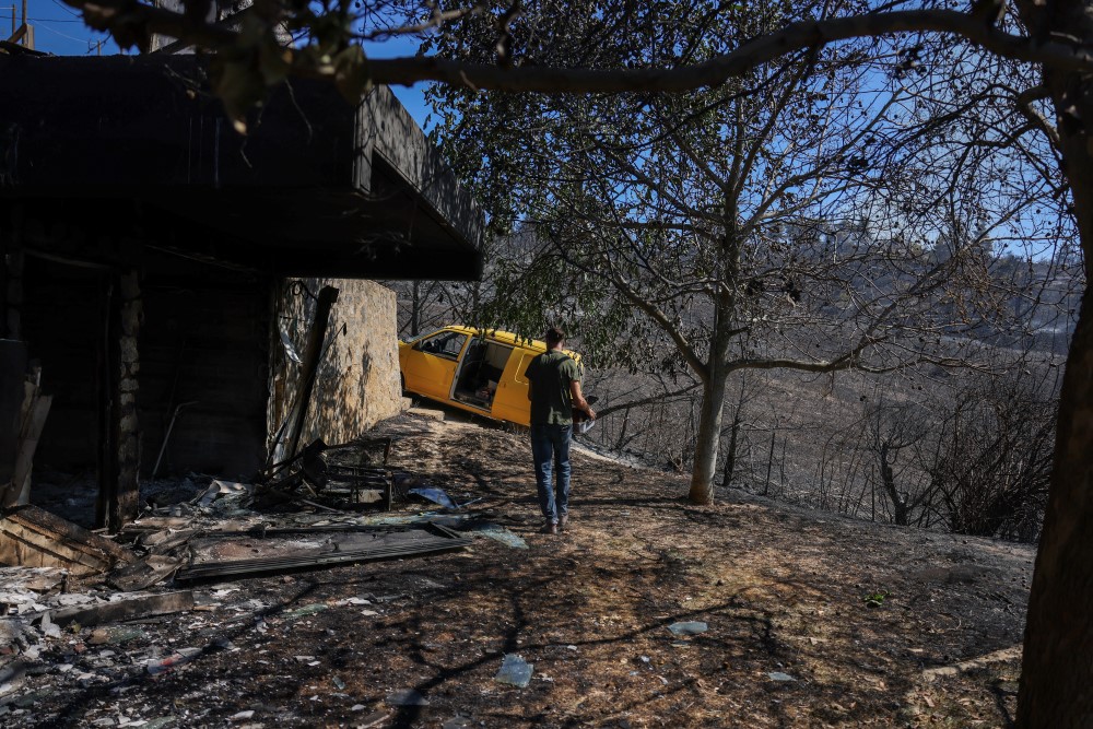 Požari u Grčkoj: Nastavlja se evakuacija stanovnika, „boli, tužni smo i besni" 10 grčka, požari u grčkoj, šumski požari, požar kod atine
