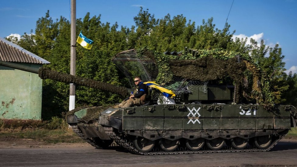 Ukrajina, Rusija, Kurs