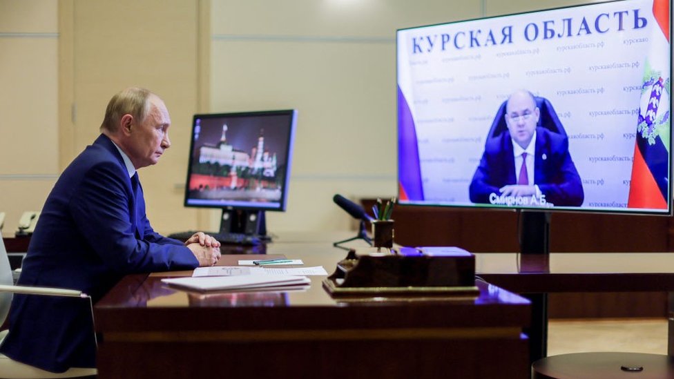 Rusija i Ukrajina: „Situacija je pod kontrolom“, kako izveštavaju ruski mediji o ukrajinskom upadu 1 Putin u razgovoru sa guvernerkom Kurske oblasti