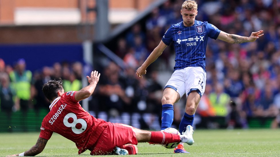 Fudbal: Nova pravila, nova lica - vratila se Premijer liga 5 Premijer liga