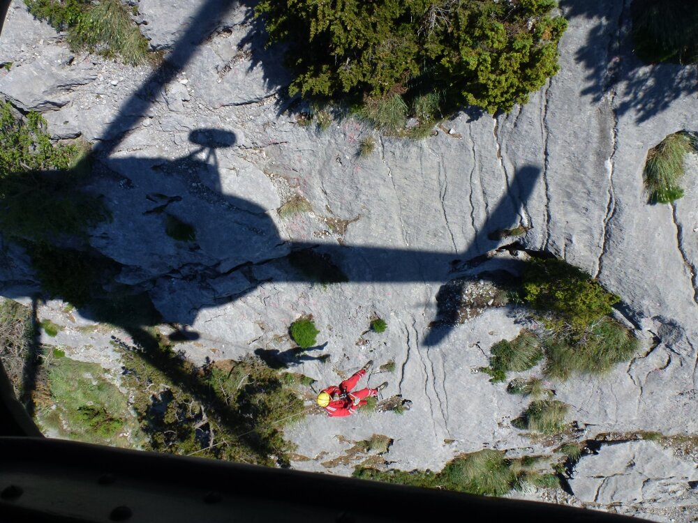 Hrvatska: Crni humor Gorske službe spasavanja sa nedvosmislenom porukom 4 Gorska služba spasavanja Hrvatske