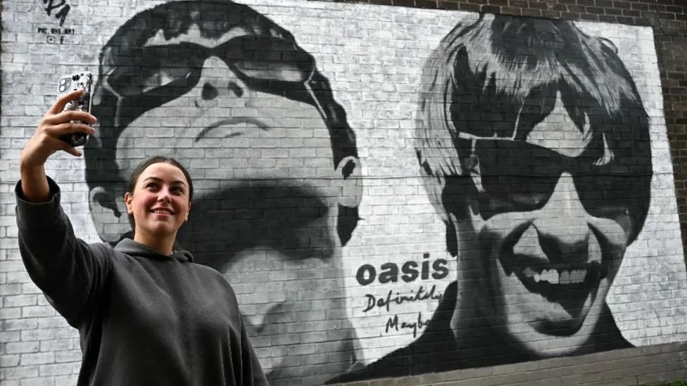 Muzika: Zašto nam je toliko stalo do grupe Oejzis 4 mančester grafit