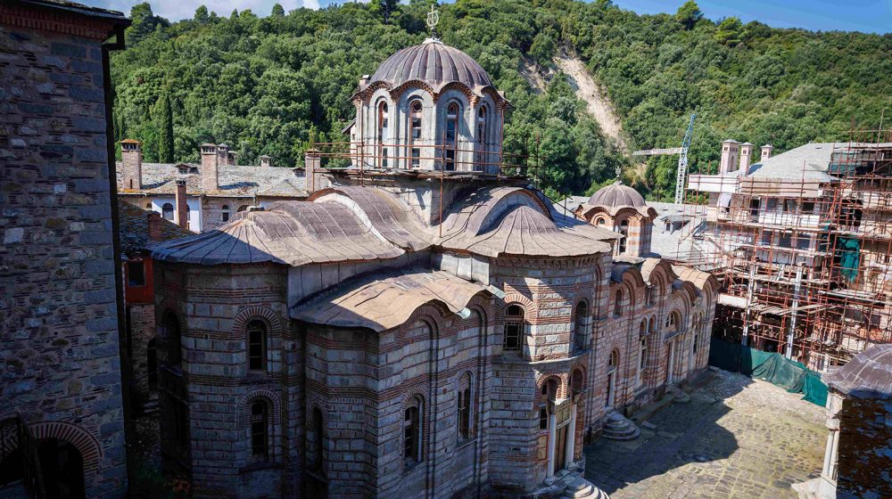 Ministarstvo: Radovi na manastiru Hilandar završeni,za obnovu izdvojeno više od dve milijarde dinara 1