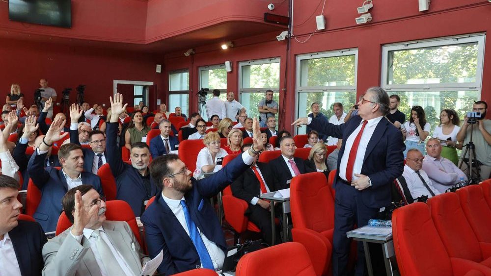 Skupština grada Niša Grad Niš uvećao budžetski transfer svim svojim opštinama, izuzev Medijani, jedinoj opozicionoj opštini u Srbiji 3