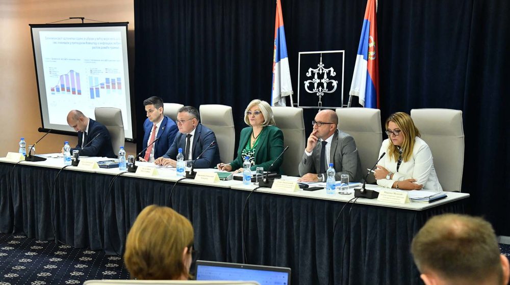 Nove projekcije NBS: Veća inflacija, manji privredni rast 1