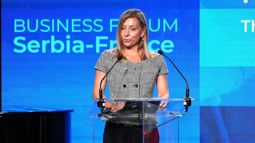 Šta je ambasadorka Hrustanović izjavila povodom Makronove posete? 1