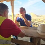 "Plate među pet najnižih u Evropi": Da li domaći radnici zaista više nisu "jeftina" radna snaga, kako tvrdi Vučić? 3