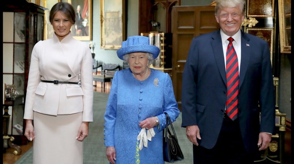 Zbog čega je biografija o britanskoj kraljici Elizabeti Drugoj naljutila Trampa? (VIDEO) 1