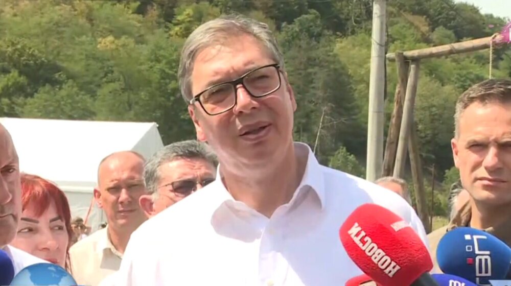 Vučić tri dana proučavao odakle stižu pare: Novac za rušenje mene treba voditi kao direktne strane investicije 1