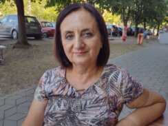 Reporter Danasa na komšijskoj kafici sa pravim herojima života: Svi smo tu drugari, radimo, crtamo, pa nosimo kafu 5