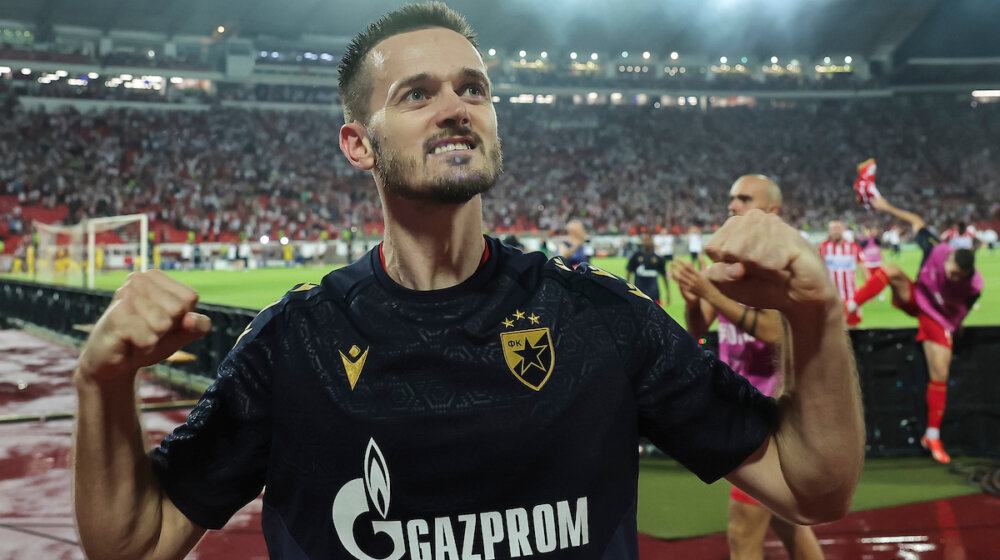 Bajaga nam doneo sreću: Vezni fudbaler Crvene zvezde otkrio tajnu uspeha protiv Norvežana 1