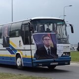 Aktivistkinja prišla da snimi naprednjake koji polaze na miting, pa poprskana biber sprejem (VIDEO) 8