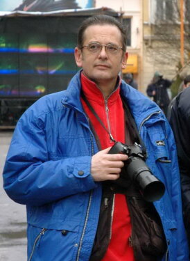 Nebojša Raus Kragujevac 10 "Rat kod nas nikako da prestane, da se jednom, bre, završi": Ljudi, sećanja - fotograf Nebojša Radosavljević Raus 10