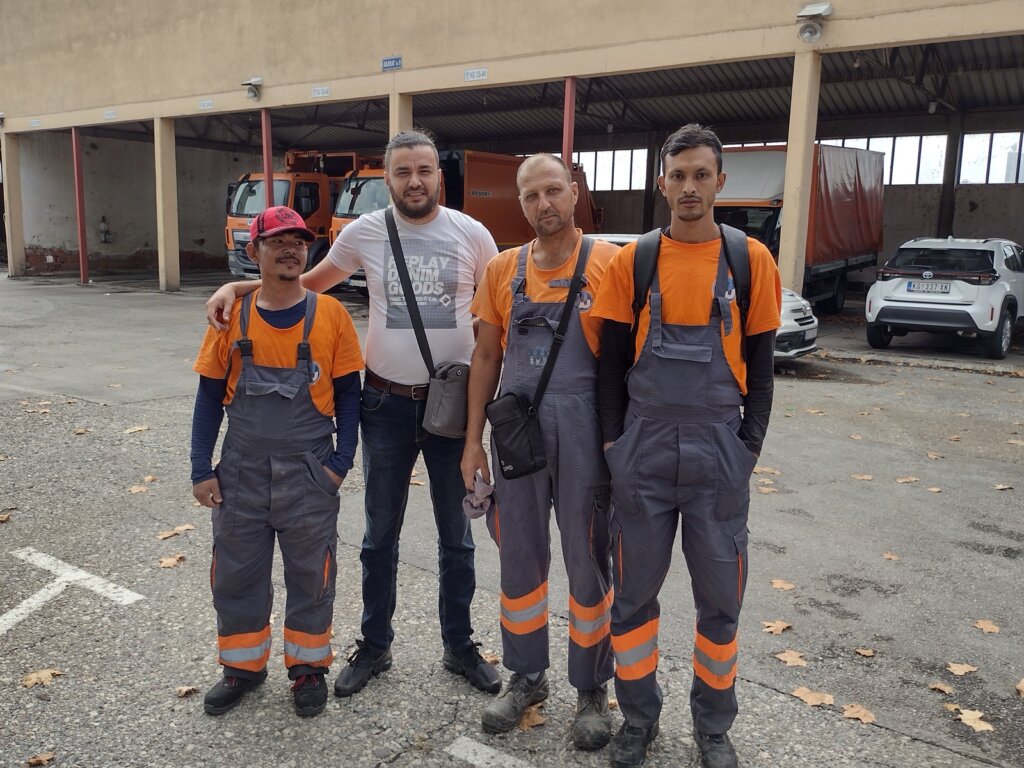 U Srbiji je baš lepo, ljudi su dobri i ljubazni: Reporter Danasa sa Nepalcima koji u Kragujevcu rade na odnošenju komunalnog otpada 2