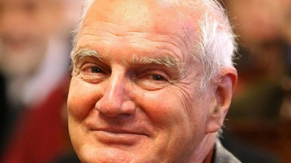 Zdravko Šotra za Danas povodom odlaska našeg velikog scenariste: Siniša Pavić je uz Gordana Mihića bio jedinstvena pojava, trećeg nemamo 1