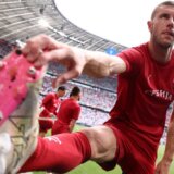 Srpski reprezentativac postigao svoj debitantski gol za Milan na gostovanju Laciju (VIDEO) 3