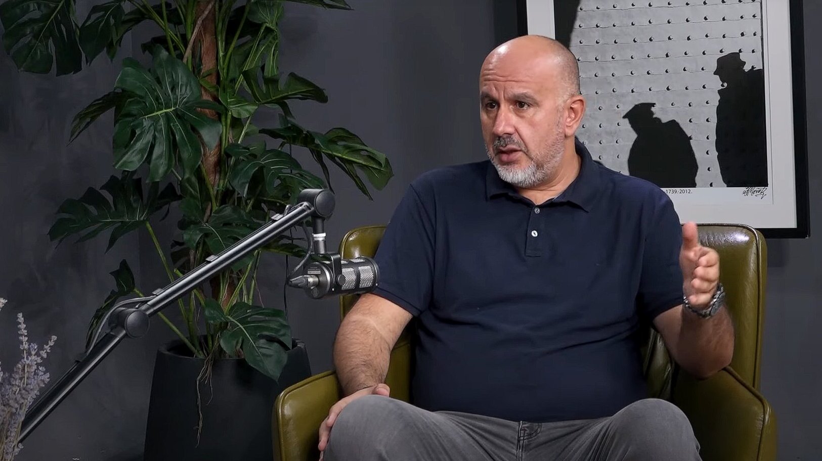 Miloš Garić (VIDEO) Čovek koji Vučićeviću nije dao da uđe na konferenciju za novinare: Ko je Miloš Garić, novi državni sekretar Ministarstva informisanja? 2