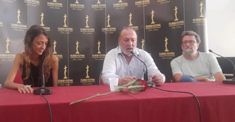 Rade Šerbedžija prima Nagradu "Milan Žmukić": Jugoslovenski glumac sa holivudskom karijerom koji je uvek na pravoj strani istorije 2 Rade Šerbedžija prima Nagradu "Milan Žmukić": Jugoslovenski glumac sa holivudskom karijerom koji je uvek na pravoj strani istorije 2