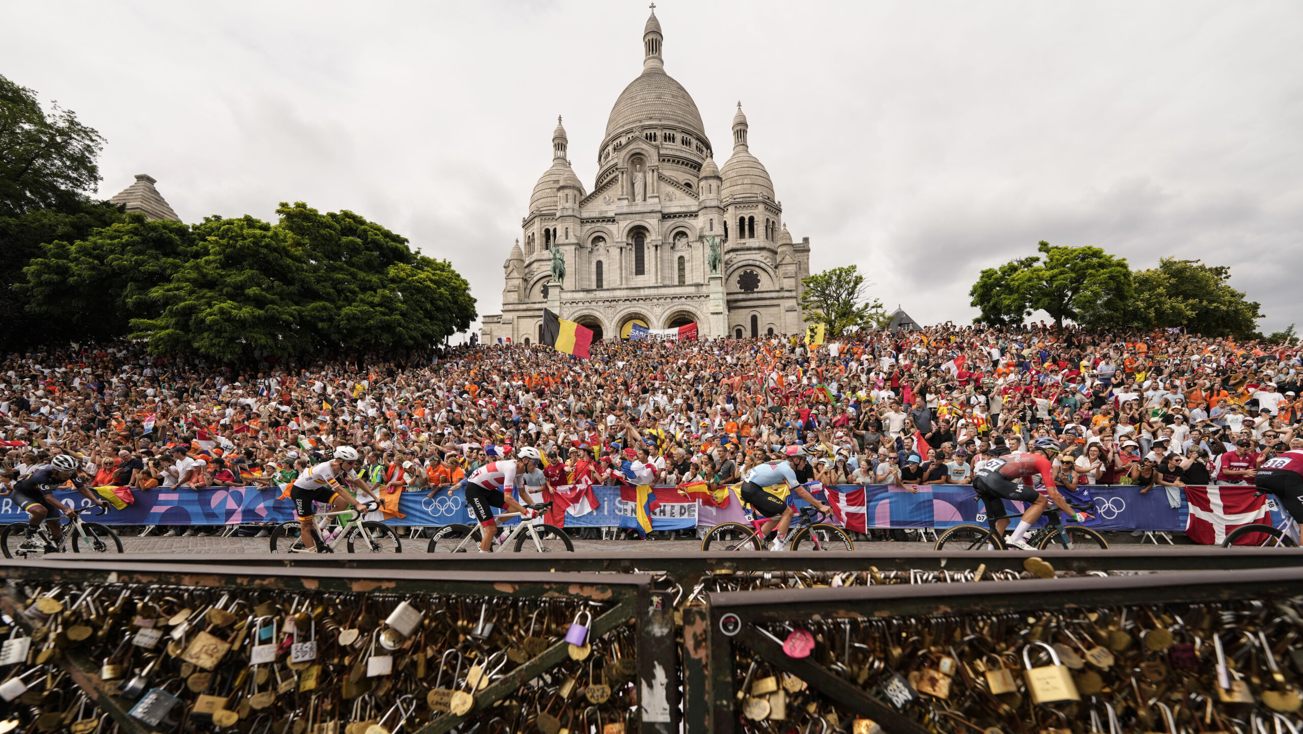 Prvi put jednom biciklisti oba drumska zlata, Ilić zauzeo 64. mesto 2 Prvi put jednom biciklisti oba drumska zlata, Ilić zauzeo 64. mesto 2