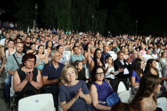 OTVORENI 59. FILMSKI SUSRETI U NISU Otvoreni 59. "Filmski susreti", ključevi niške tvrđave uručeni Danici Maksimović 2