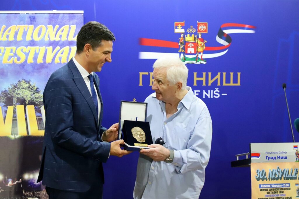 Ivan Švager Ko će dobiti nagrade Nišvila "Šaban Bajramović" i "Car Konstantin"? Nagrada za životno delo uručena Ivanu Švageru 4