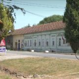 Mesna zajednica izdaje prostor za žurke: Kad se meštani žale – gađaju im kuću 5