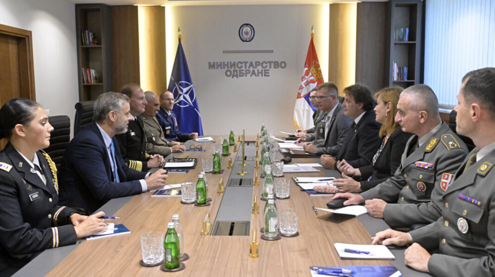 Američki admiral i u Beogradu: Obe strane rade zajedno na rešavanju složene bezbednosne dinamike u regionu 1