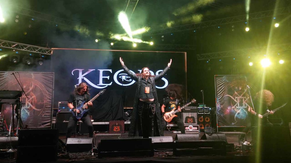 "Ni najstariji Zaječarci ne pamte da je manje publike bilo nego sinoć": Kako je izgledalo prvo veče 57. Gitarijade u Zaječaru (FOTO) 4