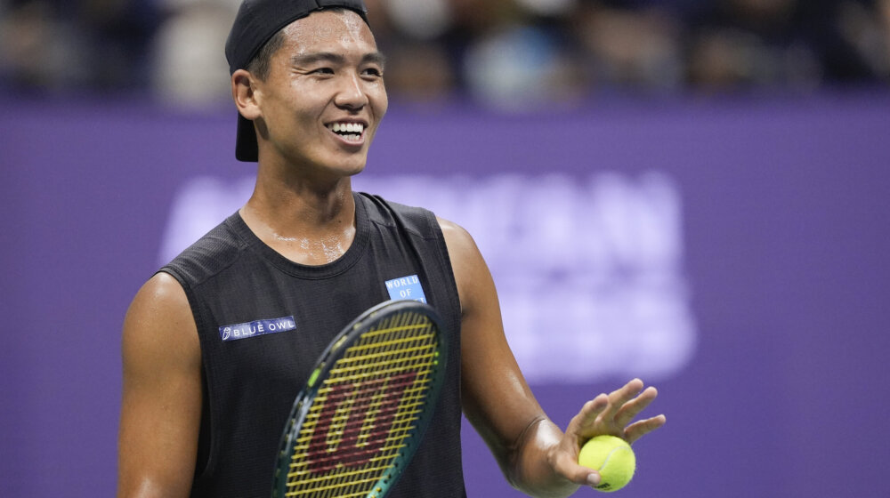 Propali trik na najvećoj sceni: Kako se pokušaj australijskog tenisera da iz servisa izigra Alkaraza završio komično (VIDEO) 1