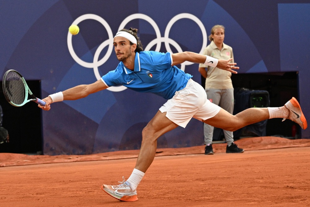 Đoković igra za "zlatni slem" karijere: Na korak da dosanja olimpijski san, možda i u svom najdražem finalu, sastaće se u nedelju sa Alkarazom 2 Đoković igra za "zlatni slem" karijere: Na korak da dosanja olimpijski san, možda i u svom najdražem finalu, sastaće se u nedelju sa Alkarazom 2