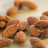 Ovo je dnevna doza badema koju lekari preporučuju 1