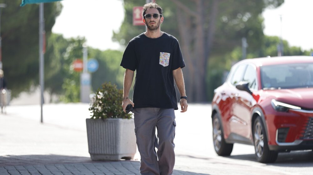 Preminuo glumac iz hit Netfliksove serije: Sve se dešavalo na plaži 1