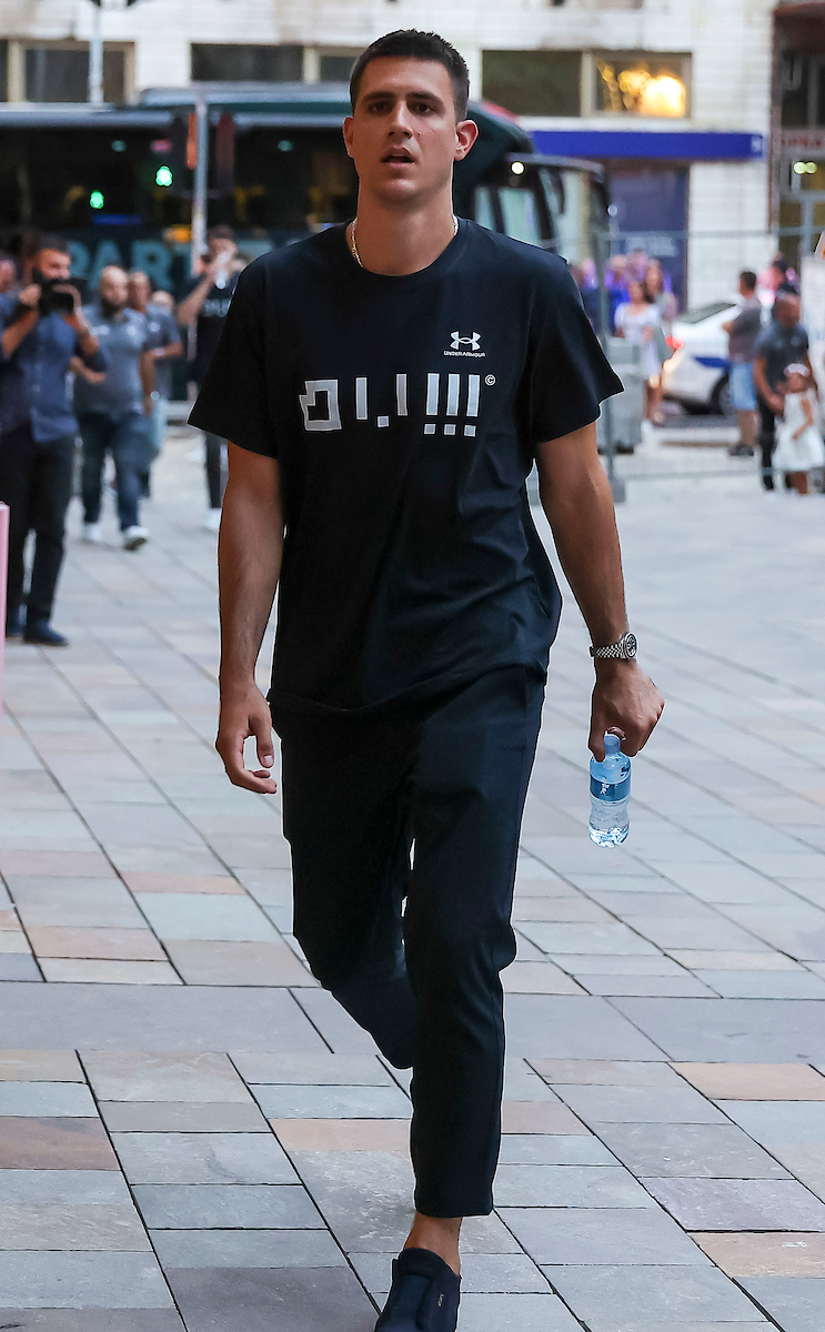 Crno-bela simfonija: Veče za podstrek košarkaškom orkestru Partizana sa novim violinama (FOTO) 6 Crno-bela simfonija: Veče za podstrek košarkaškom orkestru Partizana sa novim violinama (FOTO) 6