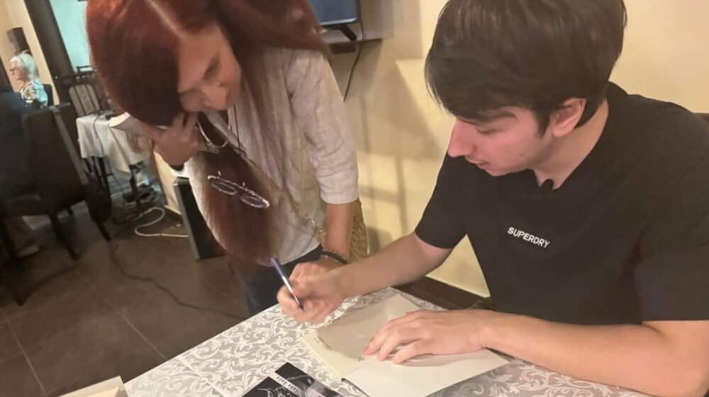 Novosadski pisac Luka Gaća predstavio svoje romane i priče u Žitištu 1