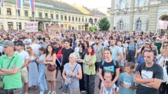 viber_slika_2024-08-07_20-54-18-490 Protest protiv kopanja litijuma ispunio Trg slobode u Novom Sadu: "Protiv sebe imamo najmoćnije kompanije sveta, ali nećemo se predati" (VIDEO, FOTO) 2