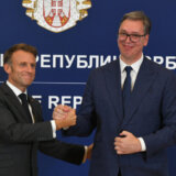 Kako štampa na nemačkom piše o Makronovoj poseti: "U Srbiji da bi pravio unosne poslove" 12