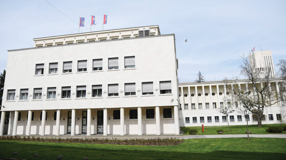 Sutra sednica Skupštine Vojvodine 1