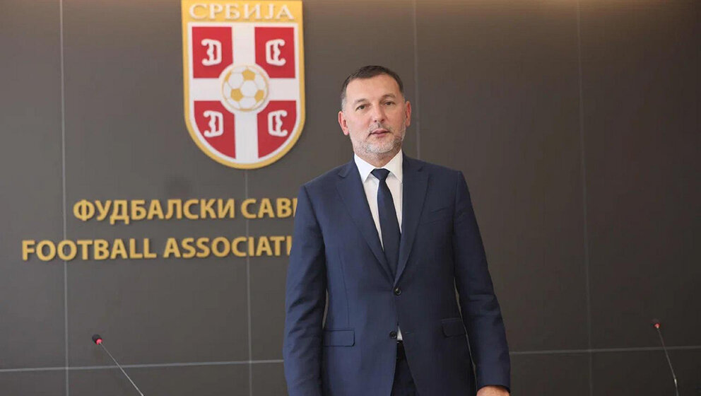 Branko Radujko potvrdio da Srbija i Albanija zajednički organizuju Evropsko prvenstvo, UEFA potvrđuje kandidaturu u decembru 1